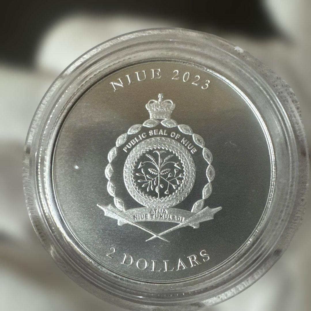 2023年 ニウエ「均衡・イクイリブリアム」純銀 1オンス 銀貨 - メルカリ
