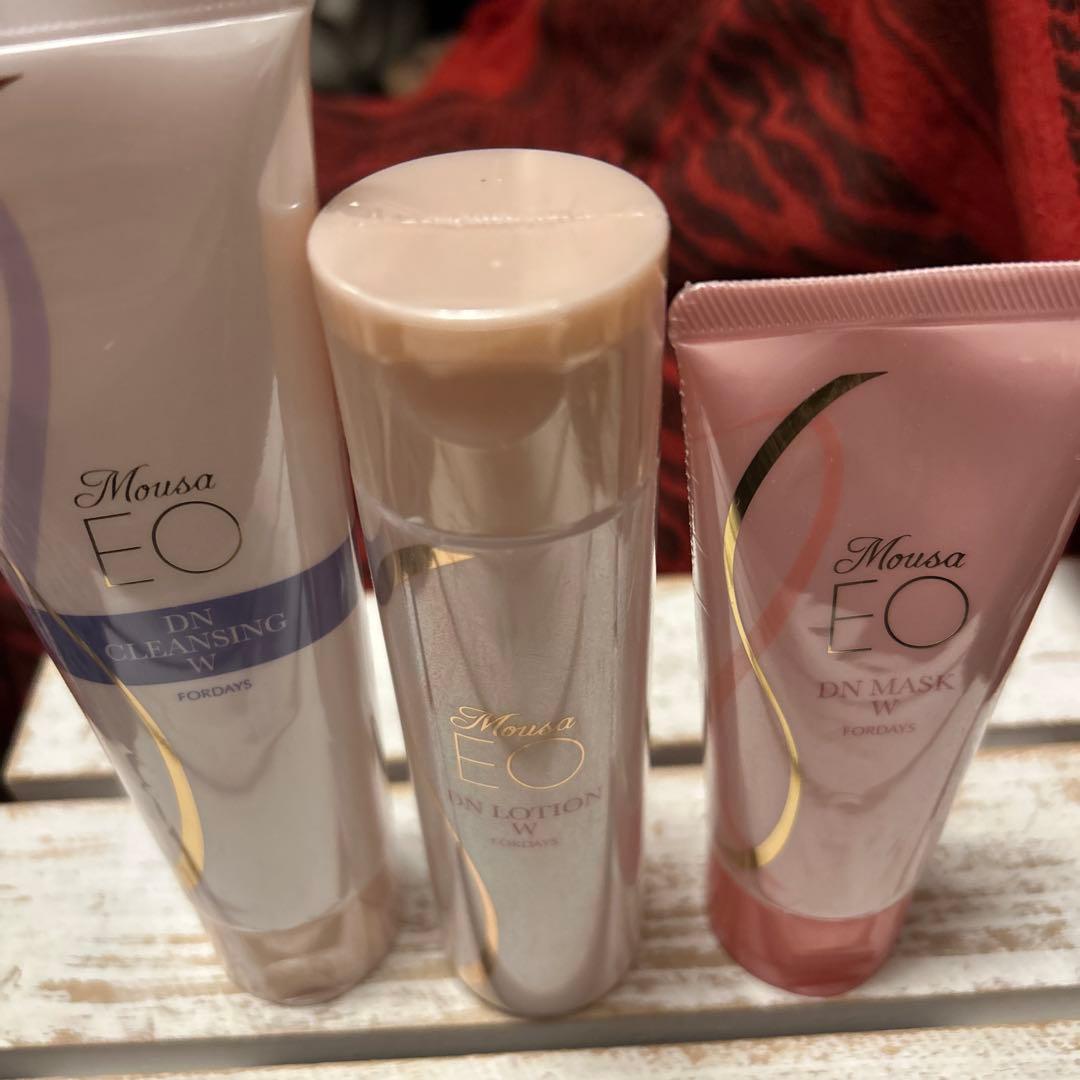 フォーデイズ ムーサイオ DNクレンジング、パック、化粧水、洗顔石鹸 4