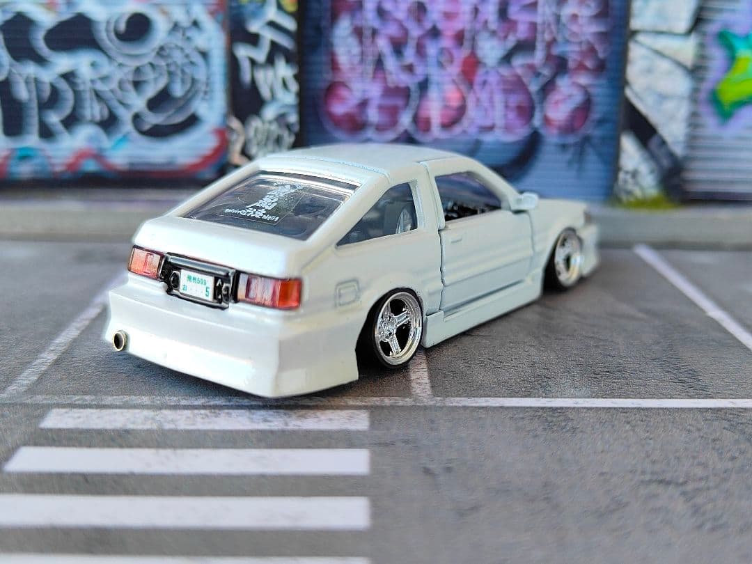 トミカ改造 トヨタ レビン フルエアロ プレミアム白 ☆深リム ☆ホット