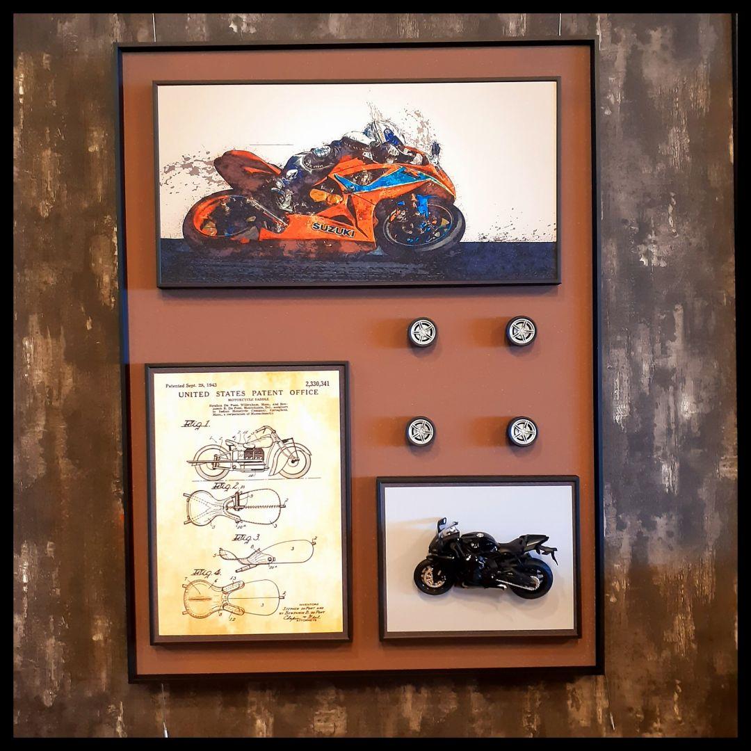 輸入雑貨　希少生産少　ヤマハYZF-R1モデル　フィギア付　アートパネル