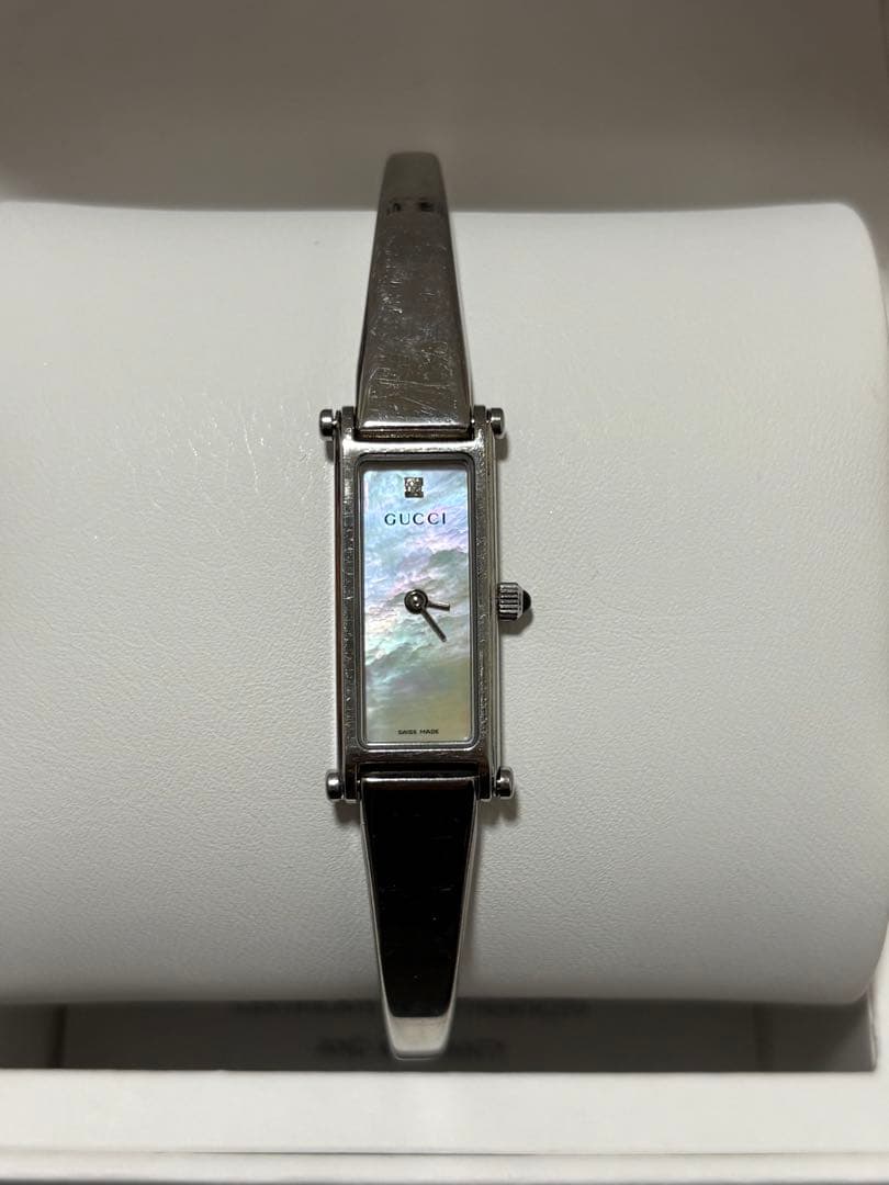GUCCI レディース　シルバー　腕時計