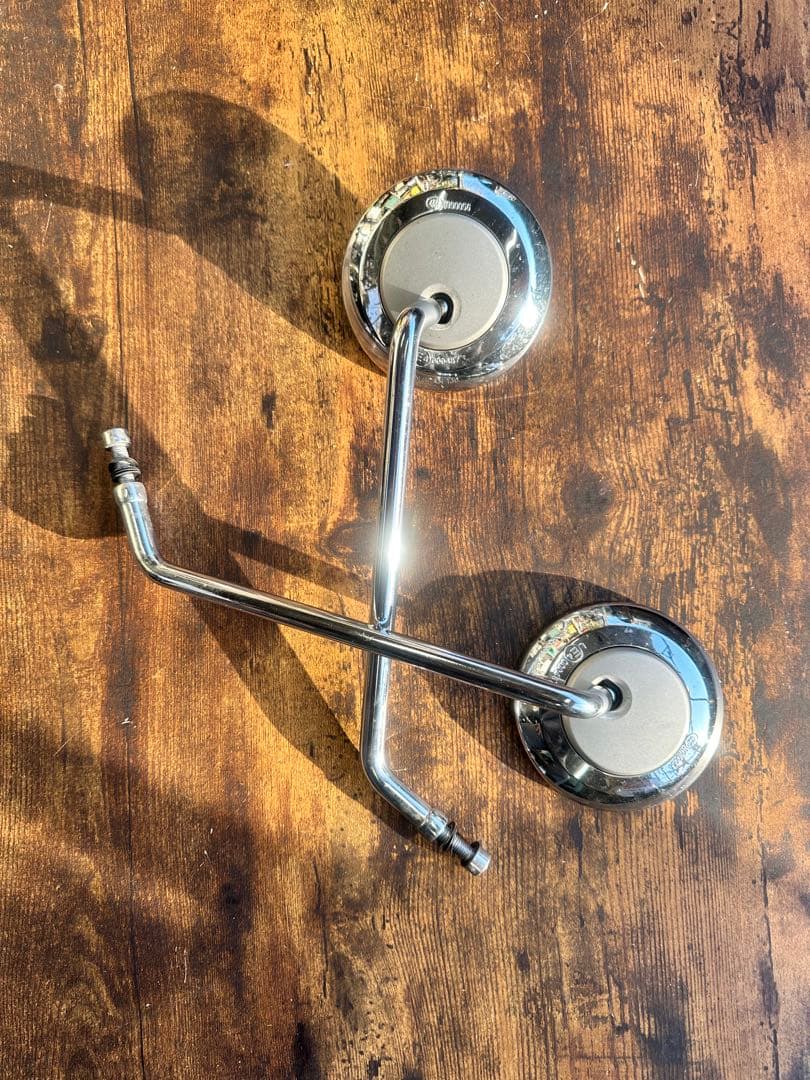 トライアンフ　ミラー