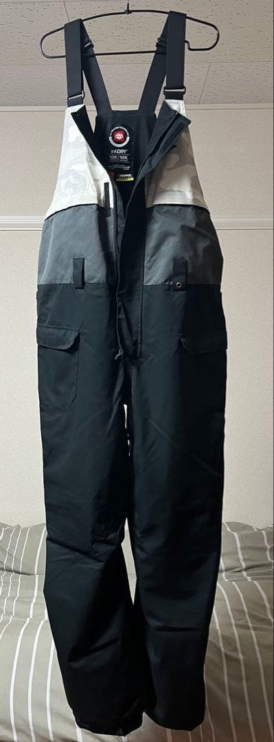 686 スノーボードウェア ビブパンツ