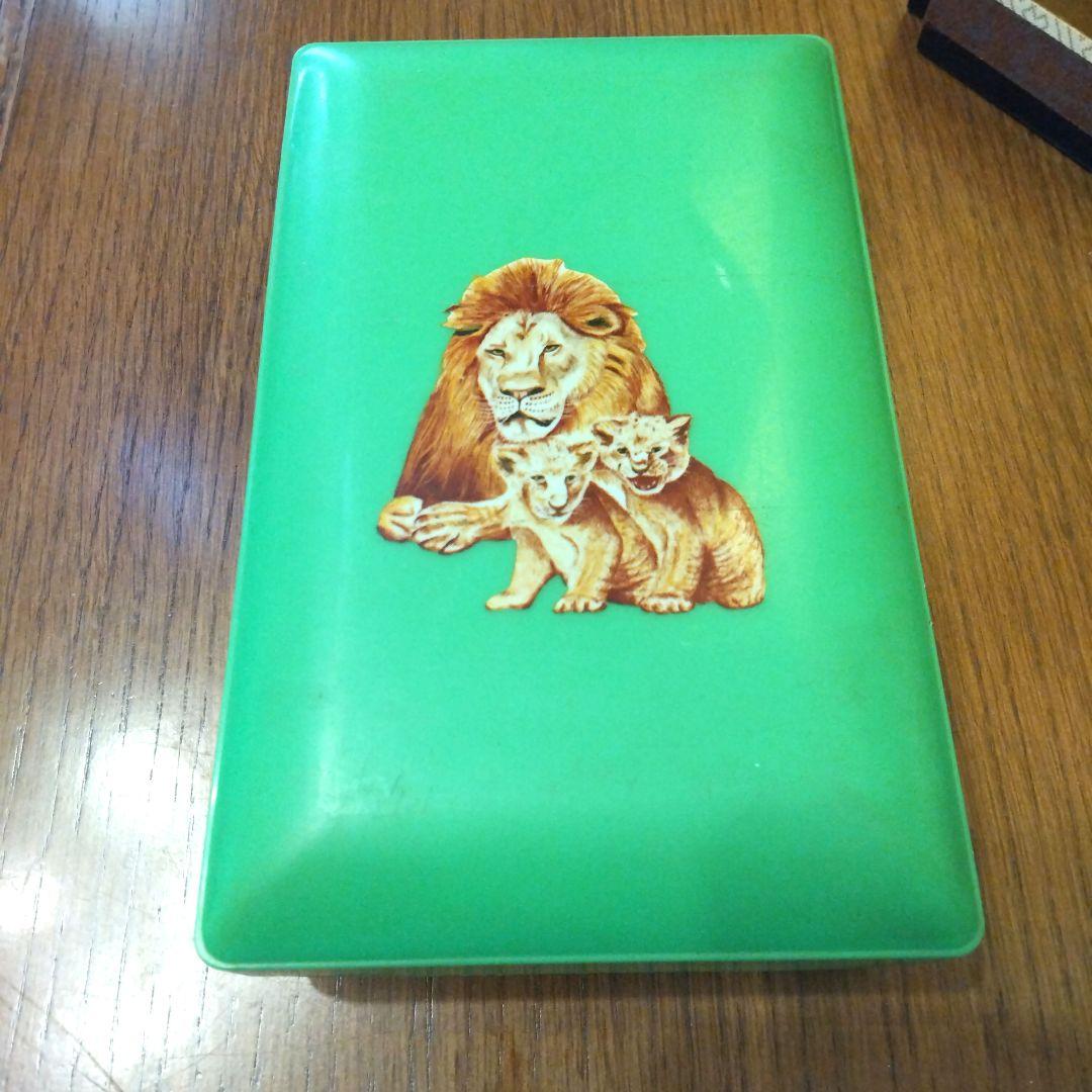 昭和レトロ 裁縫箱 プラスチック アンティーク ライオン - メルカリ