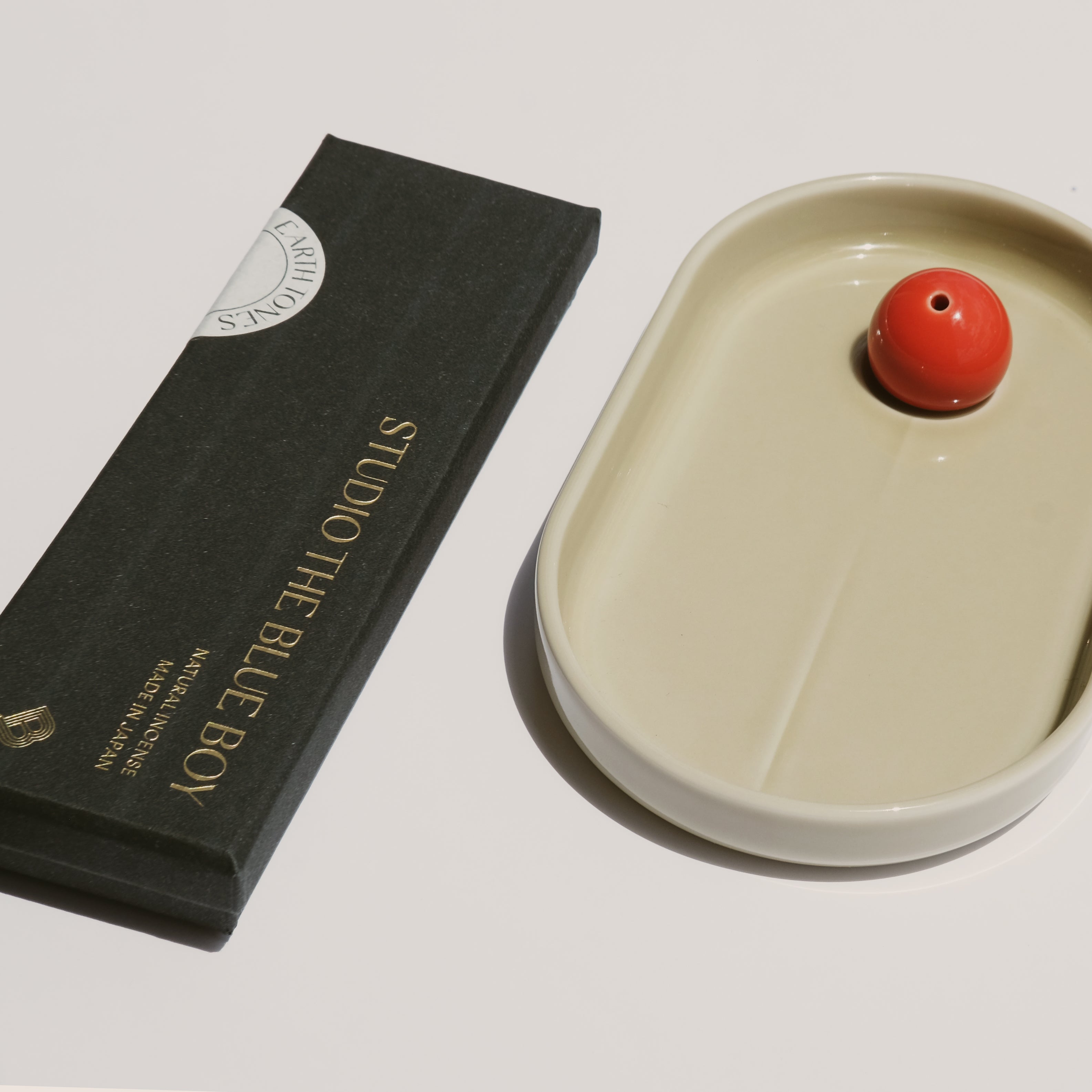 Incense holder（Hasamiyaki）- Bleached Sand x Salamander Orange